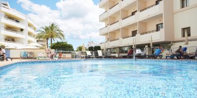 Hotel Bild Invisa Hotel La Cala in Santa Eulalia del Rio