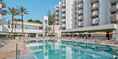 Aparthotel Hipotels Bahia Grande in Cala Millor