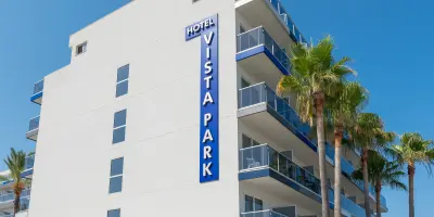 Hotel & Apartamentos Vista Park in Can Picafort