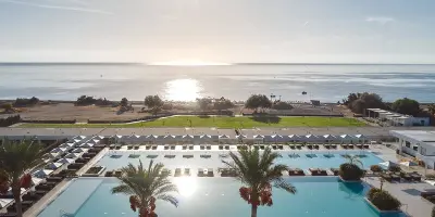 Gennadi Grand Resort in Gennadi