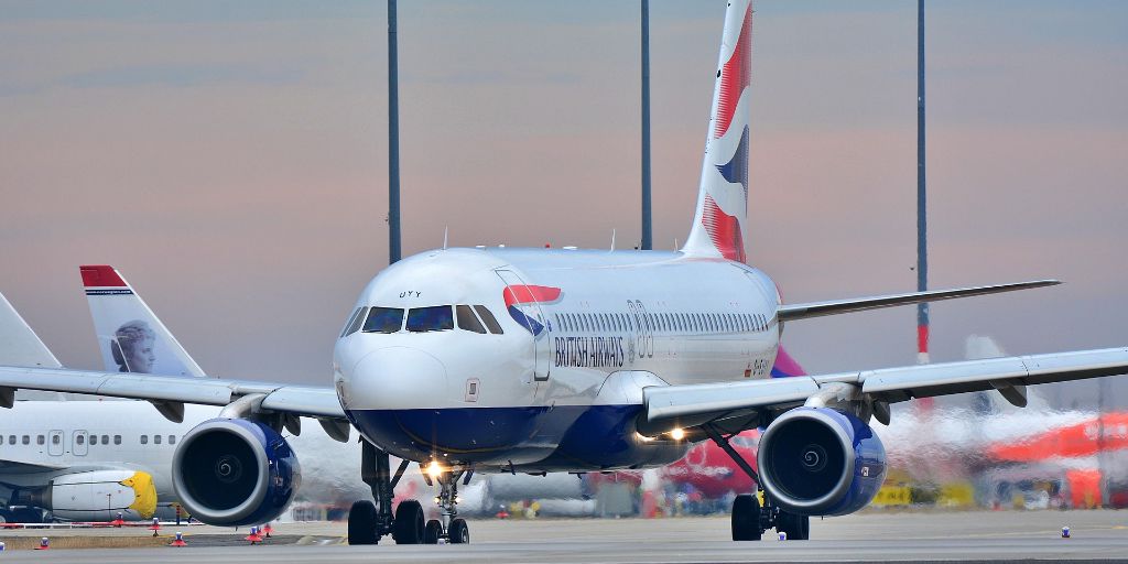 Flugzeug auf dem Flughafen