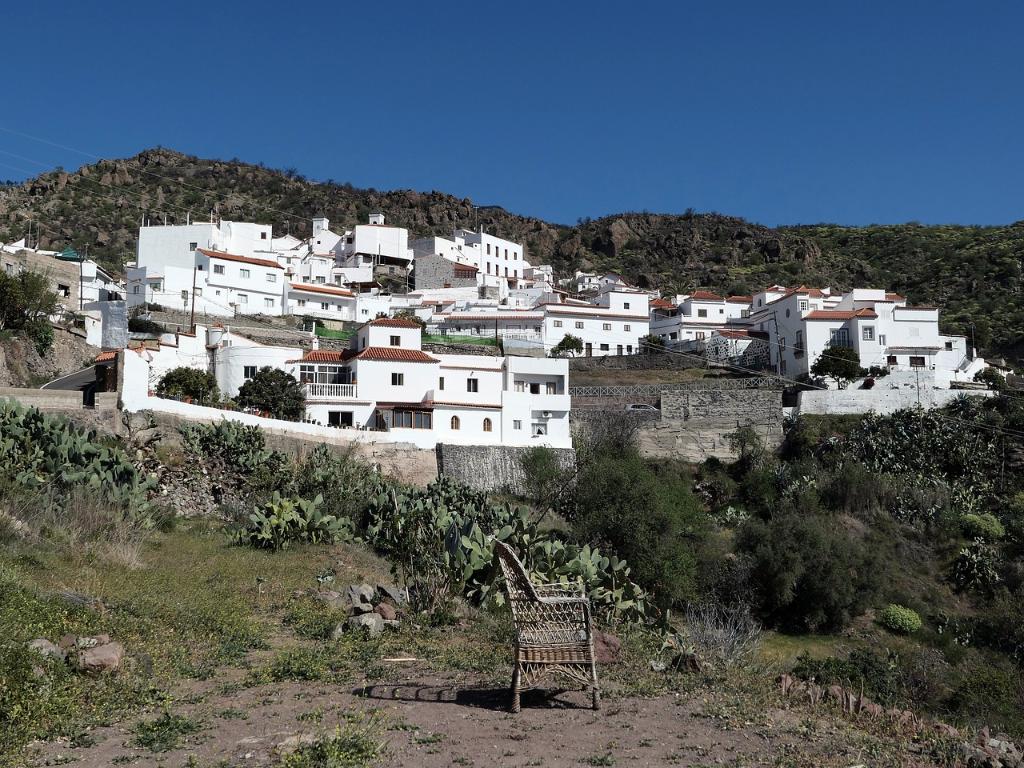 Dorf am Berg auf Gran Canaria